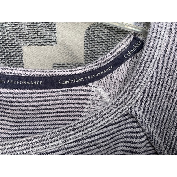 Calvin Klein Sweater - Picture 3 of 3